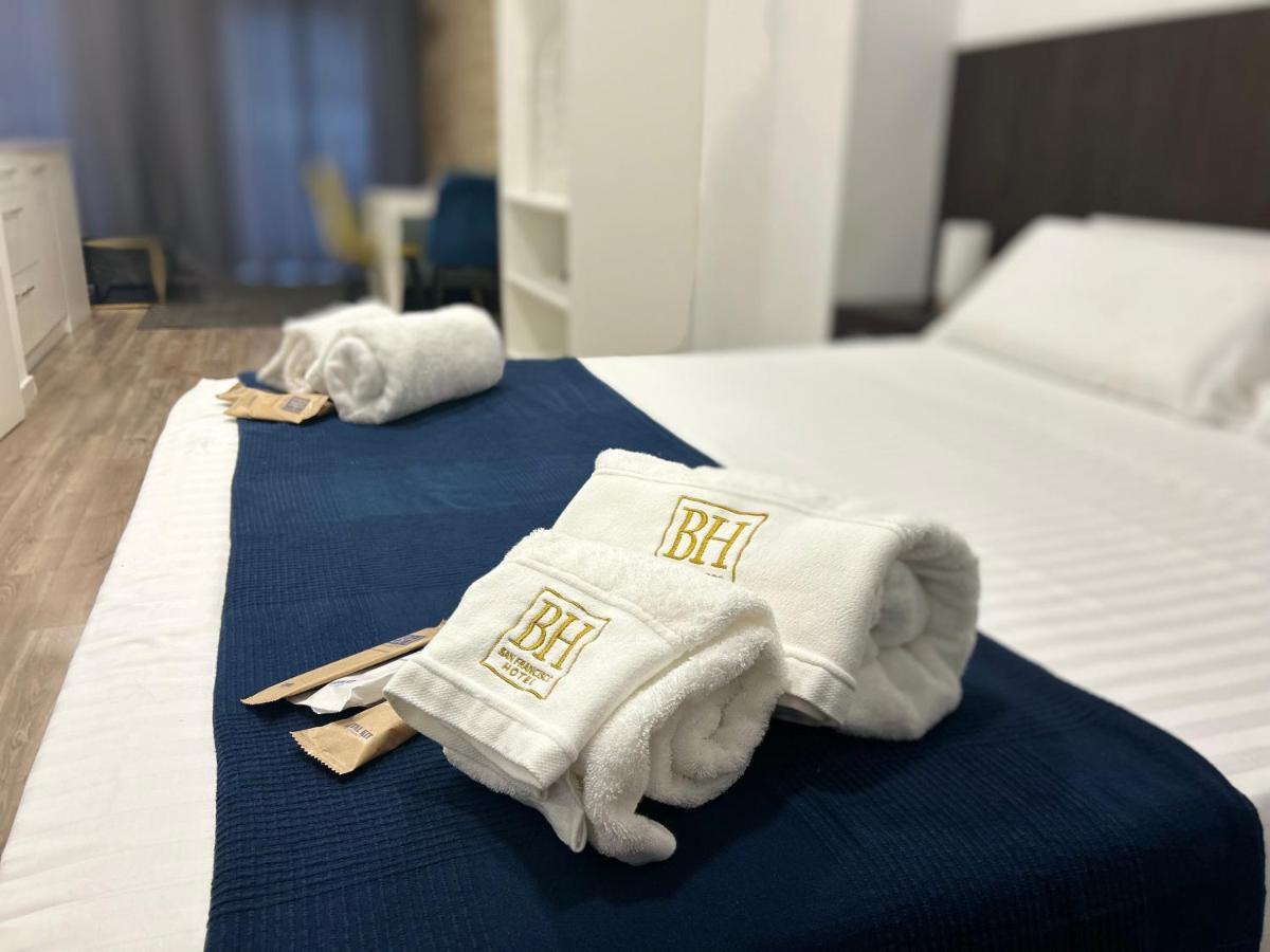 Apartamentos Bh Suites Аликанте Экстерьер фото